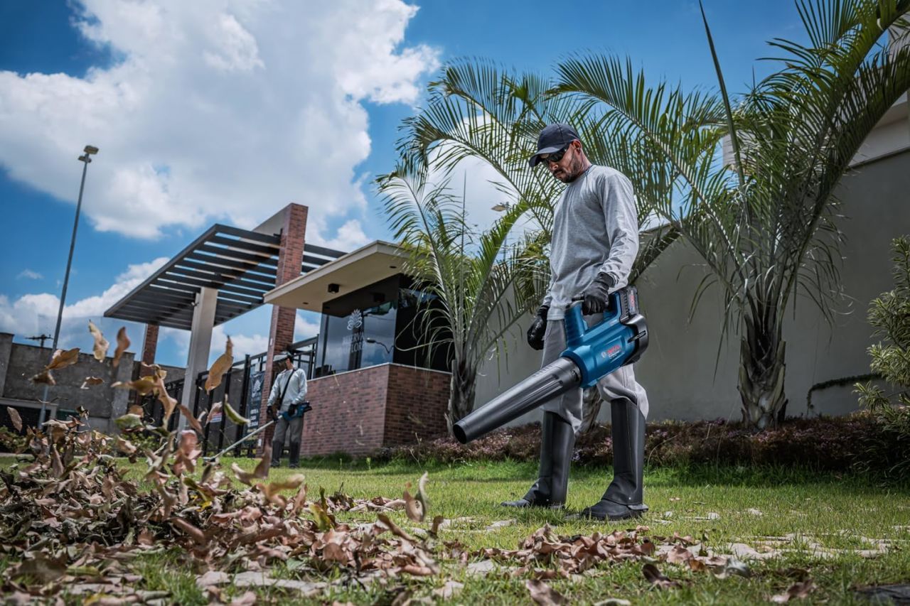 Bosch Akülü Üfleyiciler ile Etkili ve Kolay Temizlik