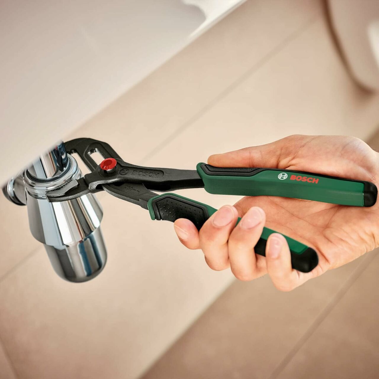 Bosch Boru Anahtarları: Güç ve Dayanıklılık Elinizin Altında