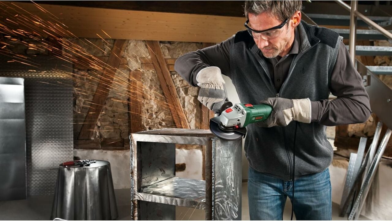 Bosch PWS Taşlama Makineleri: Kesme ve Taşlamada Güç ve Hassasiyet