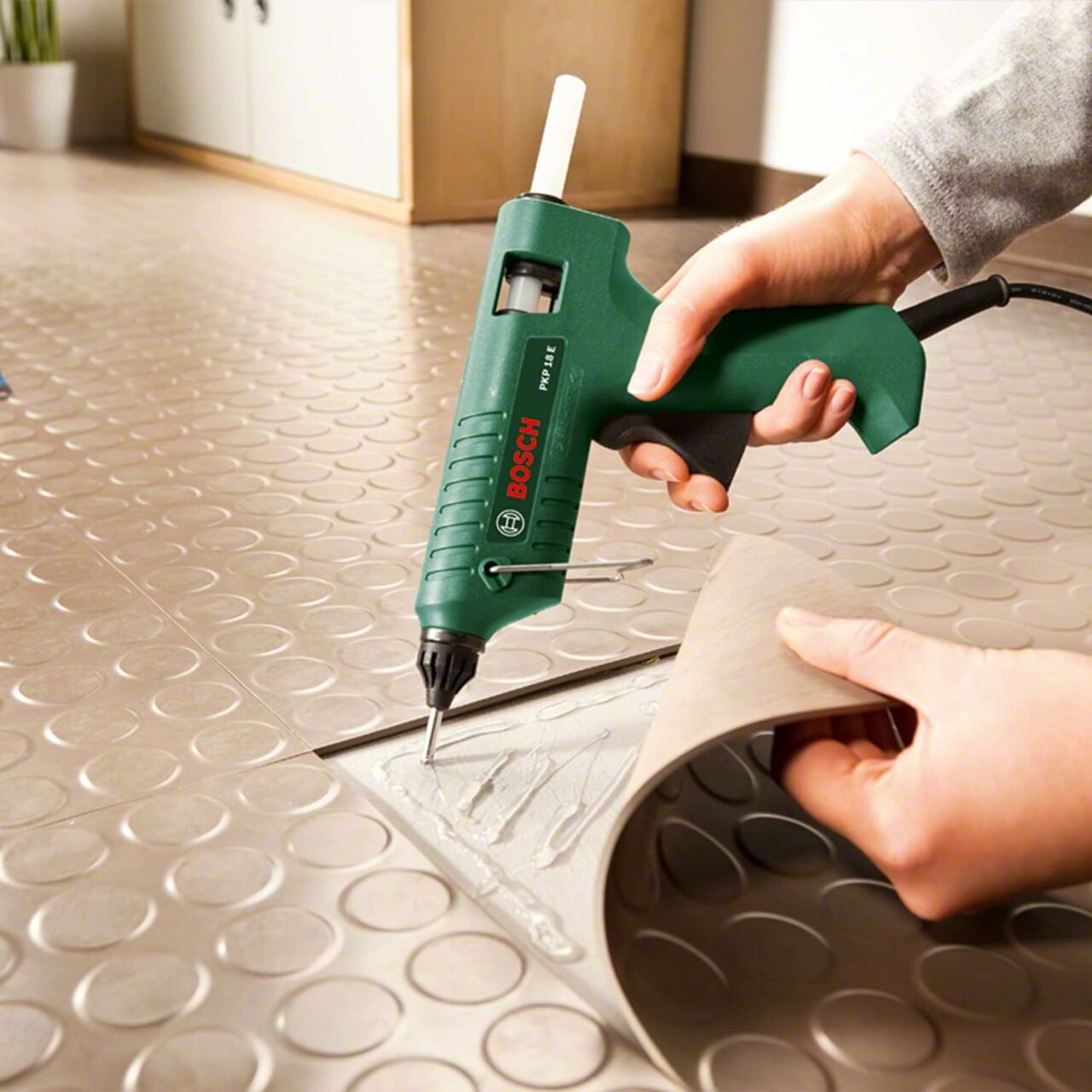 Bosch Tutkal Tabancası ve Tutkal Kalemleri: Hızlı ve Hassas Yapıştırma Çözümleri