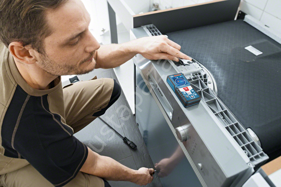 Bosch GLM 50 C Professional Lazerli Uzaklık Ölçer 0601072C00