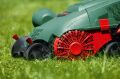 Bosch UniversalRake 900 Çim Havalandırma Makinesi 060088A001