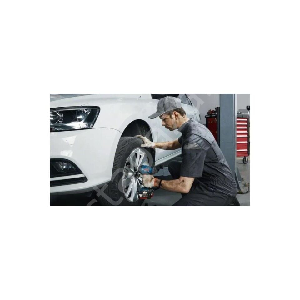 Bosch Professional GDS 18V-400 Çift Akülü 5 Ah Darbeli Somun Sıkma Makinesi 06019K0020
