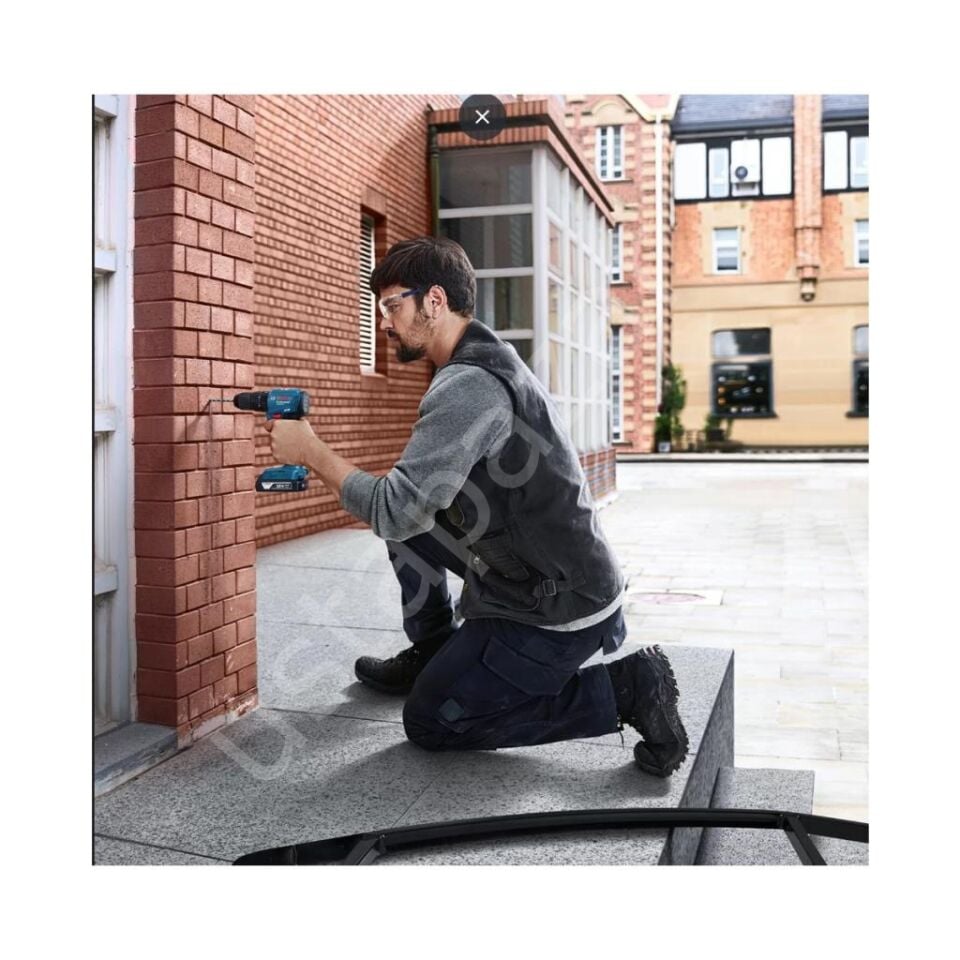 Bosch Profesyonel Gsb 185 Darbeli Çift Akülü 2X 2 Ah  Matkap +82 Parça Uç Seti 0615990N2P