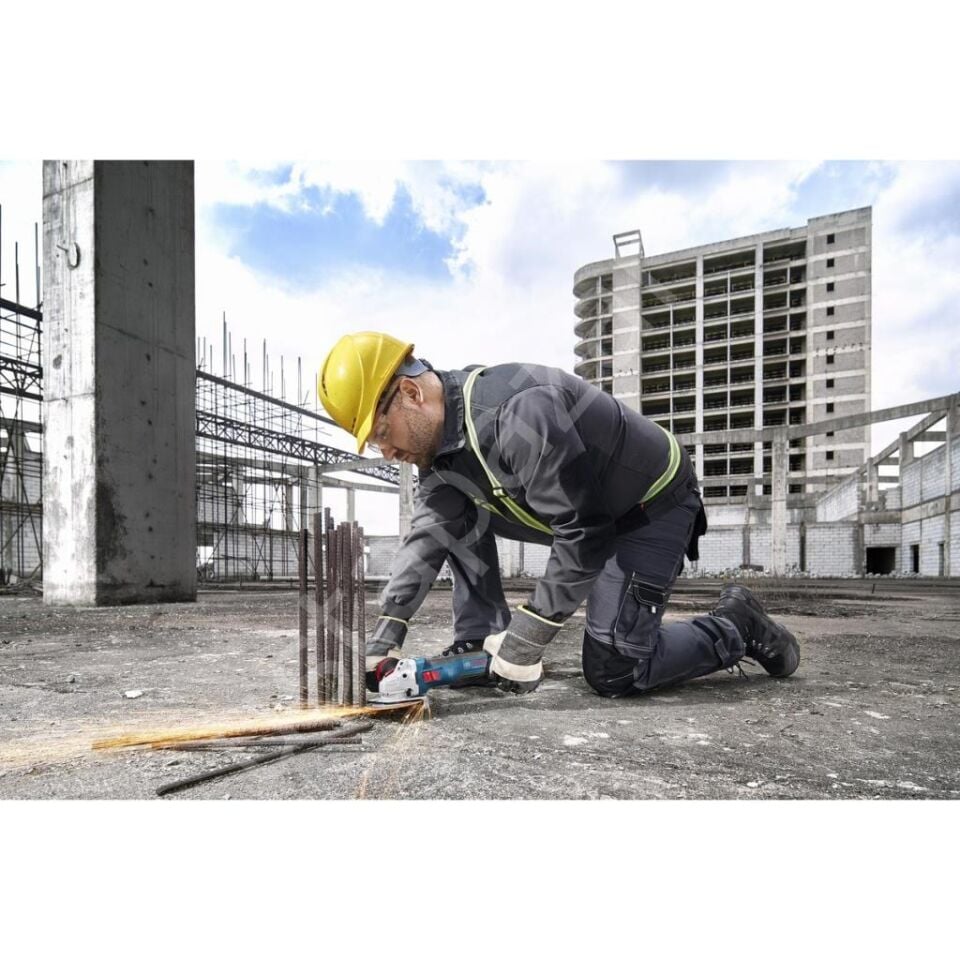 Bosch Profesyonel GWS 18V-11 S 2X5.0AH Çift Akülü Devir Ayarlı Taşlama 06019N4002