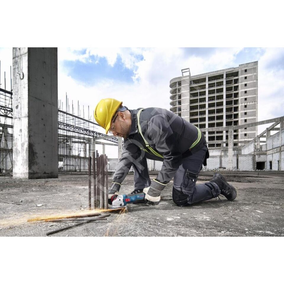 Bosch Profesyonel GWS 18V-11 S Tek Akülü 5 Ah Devir Ayarlı Taşlama 06019N4003