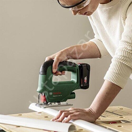 Bosch Akülü Darbeli Matkap Dıy Set Easyımpact 18V-40 + Easysaw 18V-70 - 0 603 9d8 10A