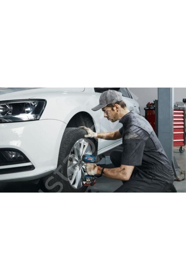Bosch Professional Gds 18V-400 (Solo) Akülü Darbeli Somun Sıkma Makinesi