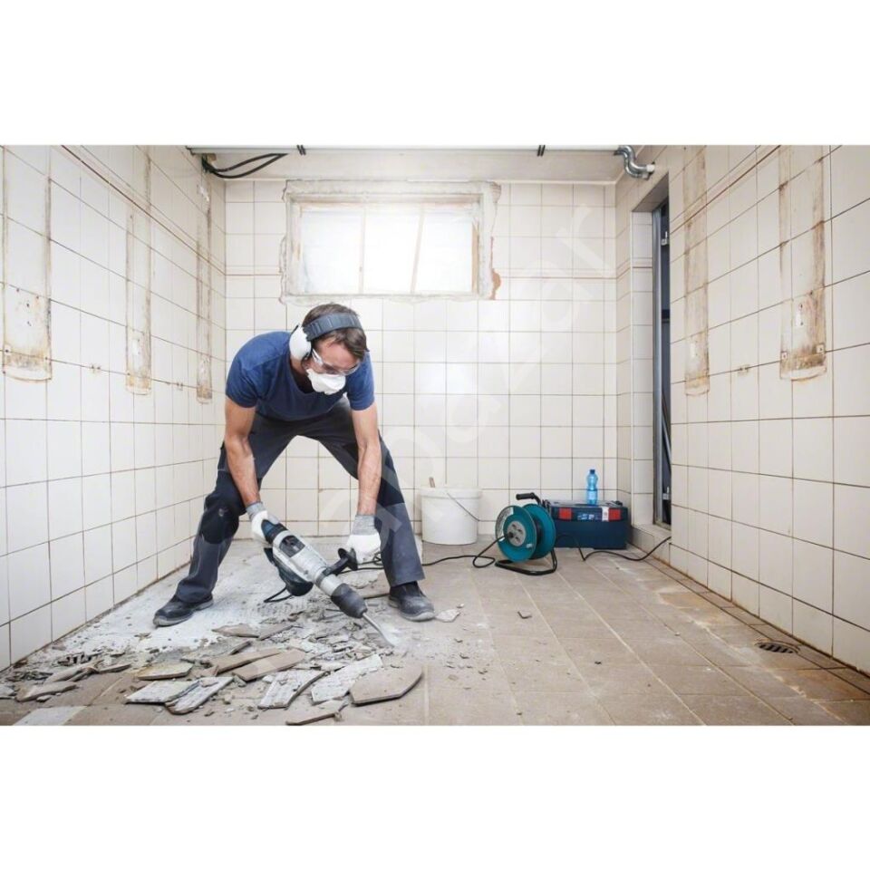 Bosch - SDS-Max Şaftlı Sivri Keski 400 mm 2608690142