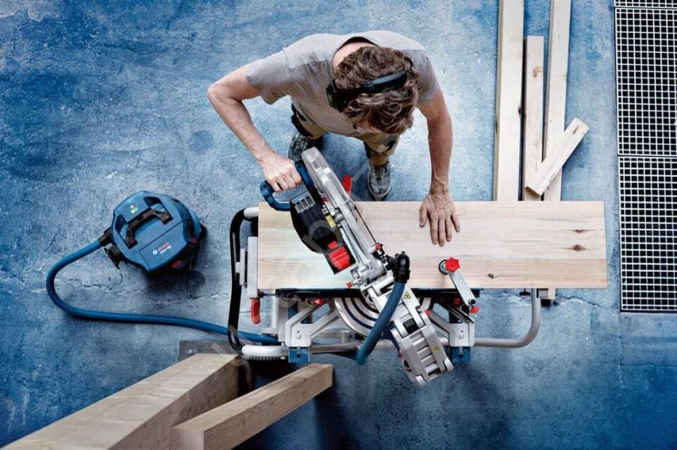 Bosch Professional GCM 18V-305 Gdc Akülü Gönye Kesme 2x8 Amper Biturbo