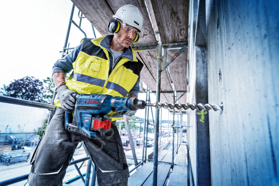 Bosch Professional GBH 18V-45 C (Solo) Akülü Kırıcı Delici 0611913120